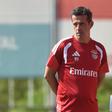 Marco Silva no último treino antes do jogo com o St. Gallen — Foto: Miguel Nunes