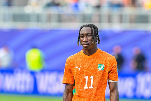 Yan Diomande, extremo de 19 anos, vai assinar pelo Real Madrid - Foto: Imago