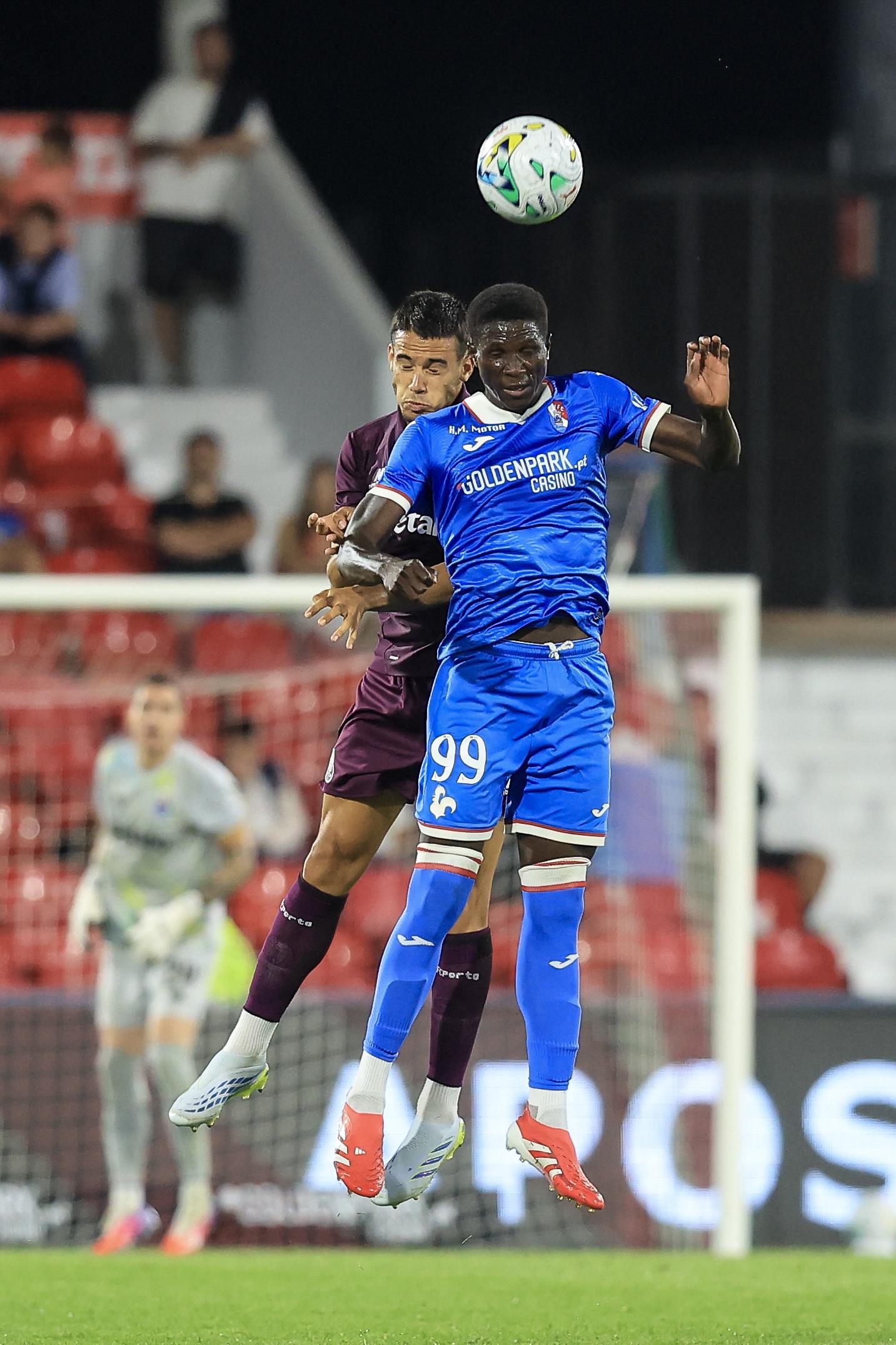 Gil Vicente venceu o FC Porto em jogo particular (Foto: Lusa/José Coelho)