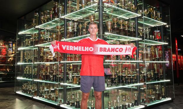 Tobias Thulin, novo guarda-redes do Benfica