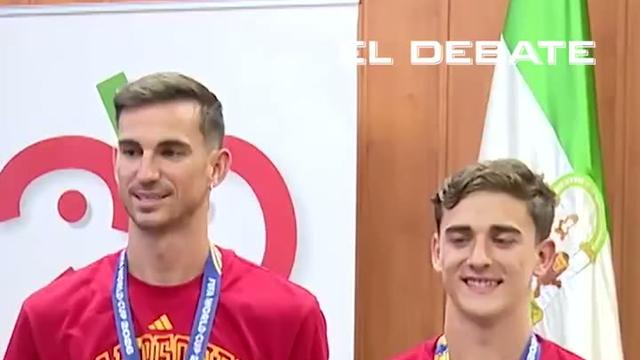 Haja tomates! A recompensa inusitada para dois campeões do mundo