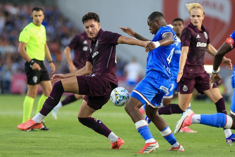 Gil Vicente venceu o FC Porto em jogo particular (Foto: Lusa/José Coelho)