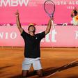 Tiago Torres está a viver uma semana de sonho no Estoril Open. Foto Millenium Estoril Open