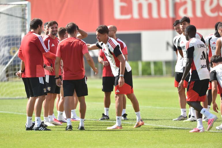 Amar Dedic, que esteve ao serviço da Bósnia no Mundial, integrou sessão de treino do Benfica - Foto: A BOLA/Miguel Nunes
