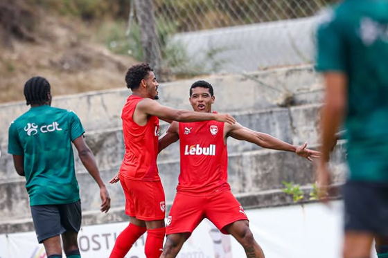 Santa Clara venceu o Moreirense, em jogo particular - Foto: Santa Clara