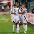 Bis de Gedson Fernandes e assistência de Rafa no empate do Besiktas (vídeos)