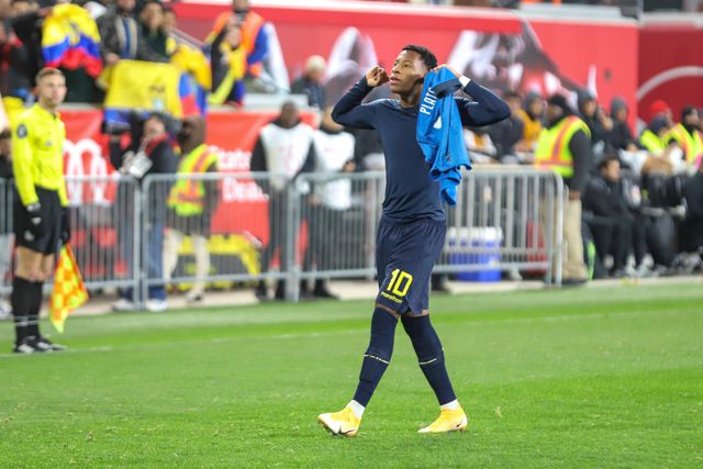 Ex-Sporting em negociações adiantadas para reforçar o Flamengo