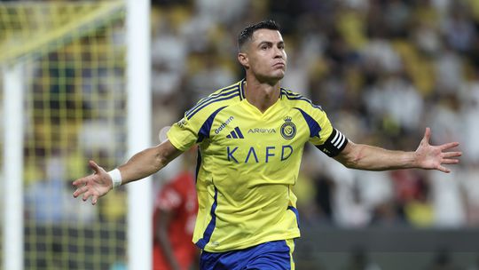 Ronaldo acorda renovação multimilionária com Al Nassr