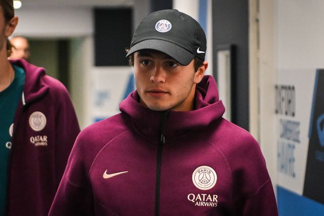 Luis Enrique sobre João Neves: «Corre muito e não perde a bola…»