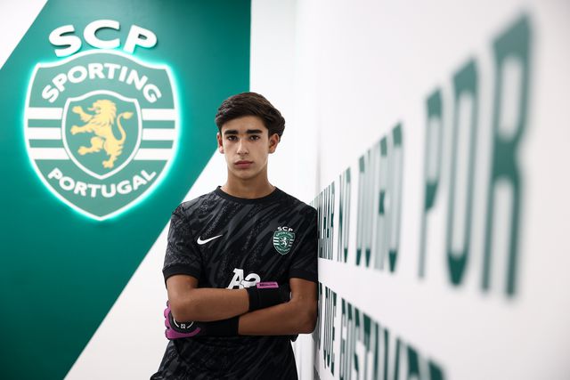 Sporting contrata jovem guarda-redes