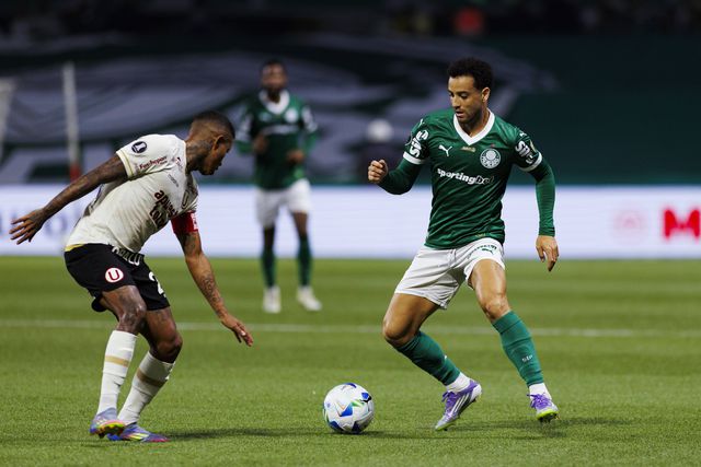 Felipe Anderson no Palmeiras-Universitario (IMAGO)