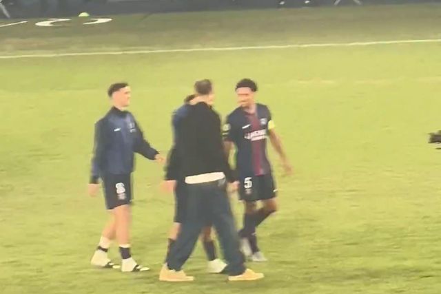 Parque dos Príncipes despede-se de Donnarumma em apoteose