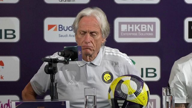 Jorge Jesus trocou o nome ao «grande rival», mas corrigiu a tempo