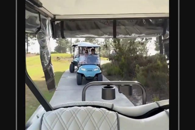 Verstappen agressivo em pista? Nunca o viu num carrinho de golfe na Comporta