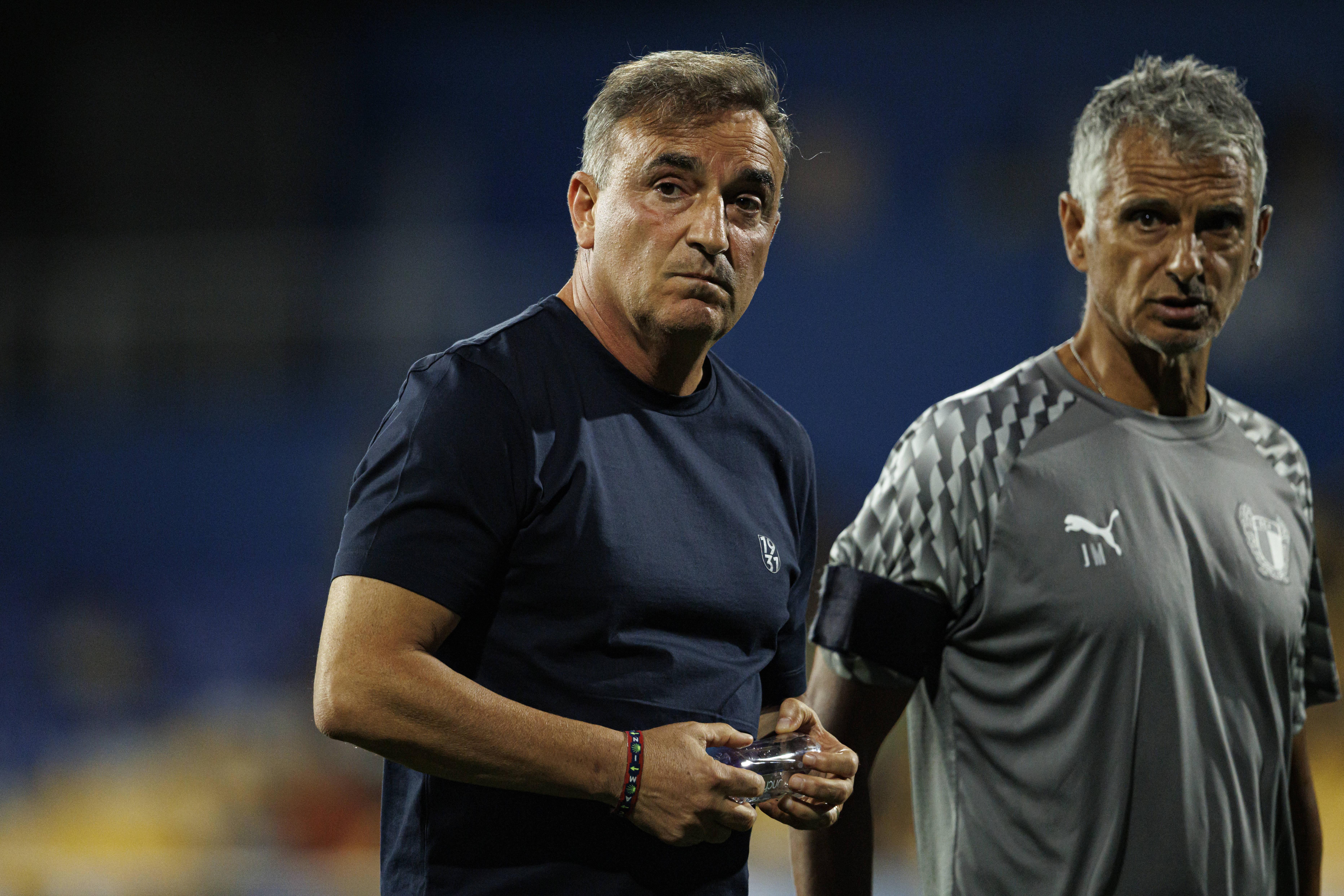 Carlos Carvalhal confiante na resposta dos jogadores do Famalicão no reduto do Santa Clara