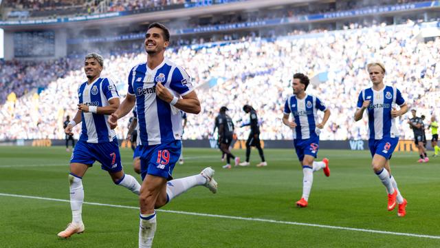 «Parece que não se dá pelo André Silva e de repente… faz golo»