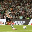 Luis Suárez a marcar no Sporting-Alverca - Foto: LUIS FORRA/LUSA