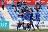 Não faltaram motivos para festejos azuis, este sábado, no Restelo: o Belenenses goleou a UD Santarém por 5-0 — Foto: FPF