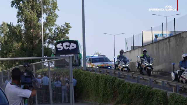 Chegada do autocarro do Sporting a Alvalade para defrontar o Alverca