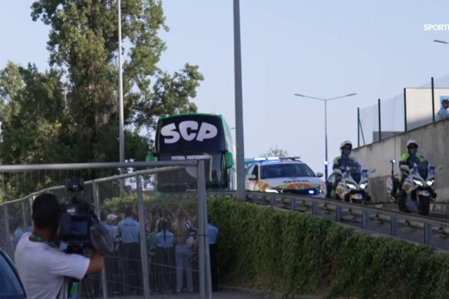 Chegada do autocarro do Sporting a Alvalade para defrontar o Alverca