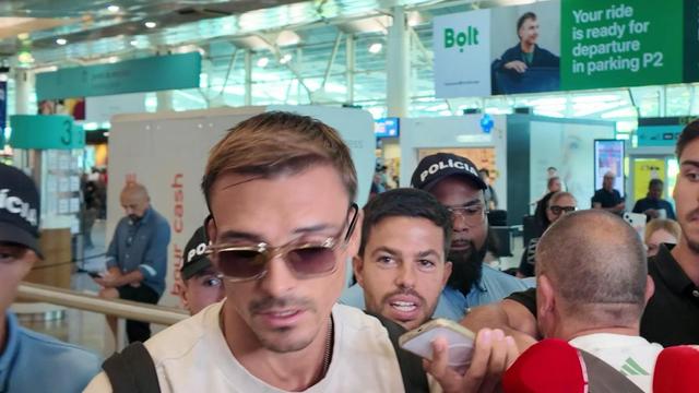 «Não puxem por mim, ainda sou jogador do Bayern»