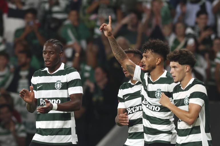Luis Suárez no Sporting-Alverca - Foto: LUIS FORRA/LUSA