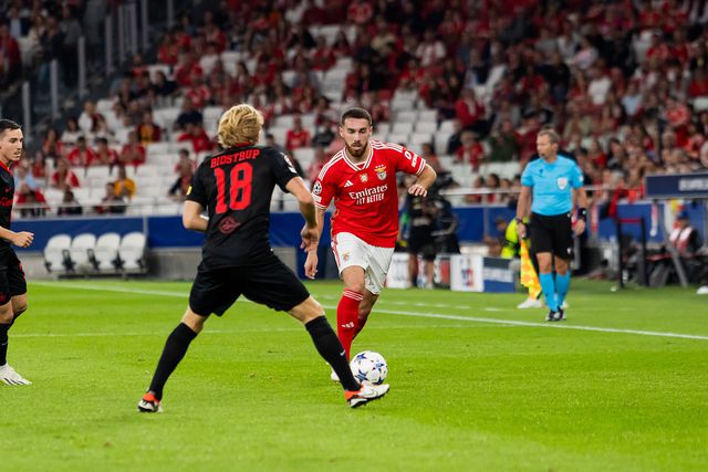 Schmidt poupa Kokçu à espera da ‘explosão’