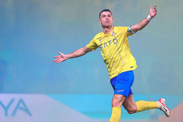 Ronaldo e Talisca bisam e levam o Al Nassr à vitória