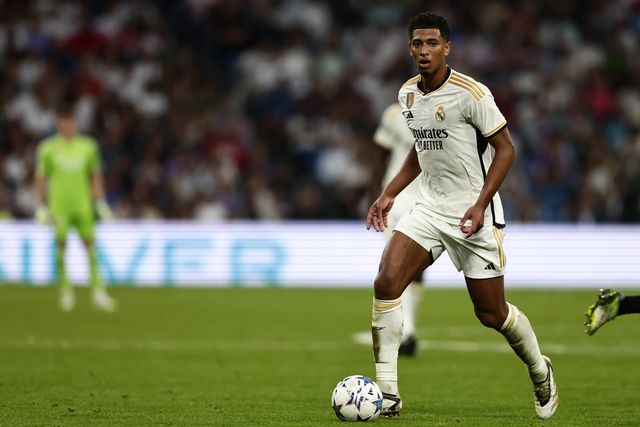 Bellingham deixa treino do Real Madrid mais cedo devido a problemas estomacais