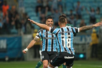 Palmeiras, de Abel Ferreira, perde com o Grêmio e pode ficar mais longe do Botafogo, de Bruno Lage