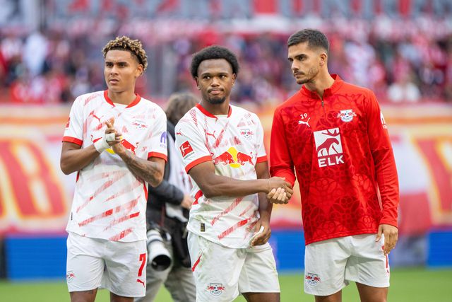 André Silva suplente utilizado no nulo entre Leipzig e St. Pauli