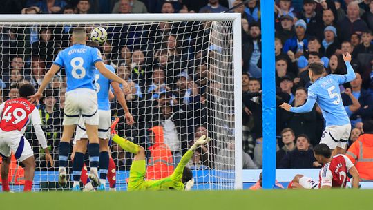 VÍDEO: Stones salva um ponto ao Man. City nos segundos finais