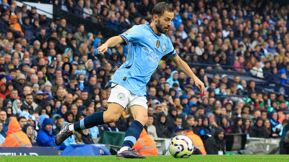 Bernardo Silva atira-se ao Arsenal: «O Liverpool jogava de igual para igual para vencer»