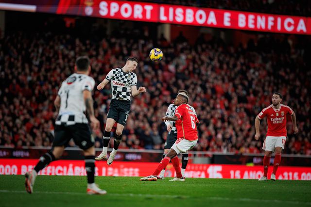 Hoje pode ver em direto na TV...