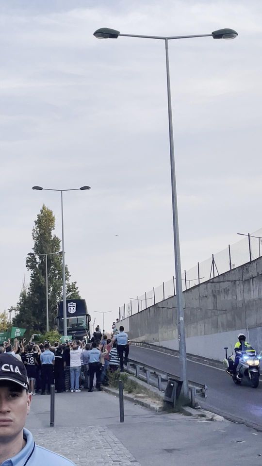 Jogadores do Sporting recebidos em clima de festa