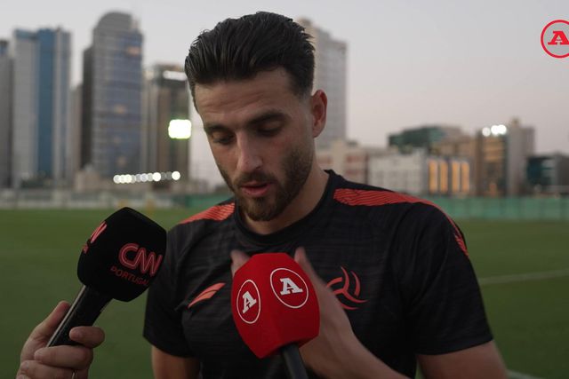 Wesley Hoedt comenta opinião de Koeman