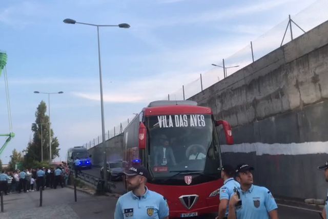 Chegada do Aves SAD a Alvalade
