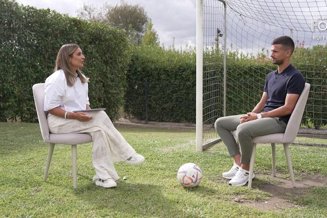 A BOLA FORA: Tânia Ferreira Vítor entrevista Rui Fonte