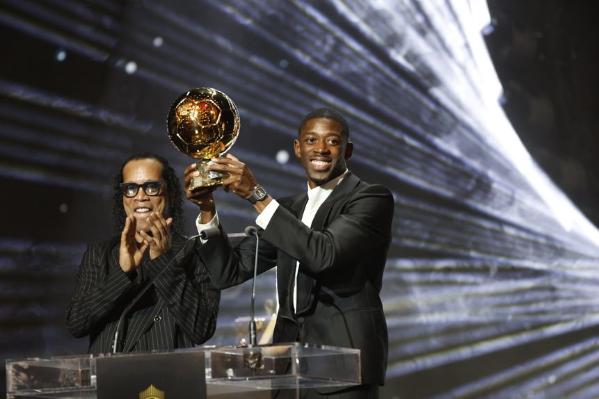 Dembélé venceu a Bola de Ouro masculina - Foto: Mohammed Badra/EPA