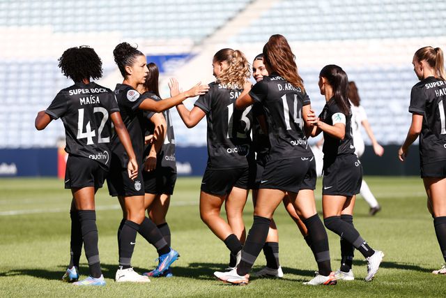 Sporting entra na Liga com 'passeio' no Algarve