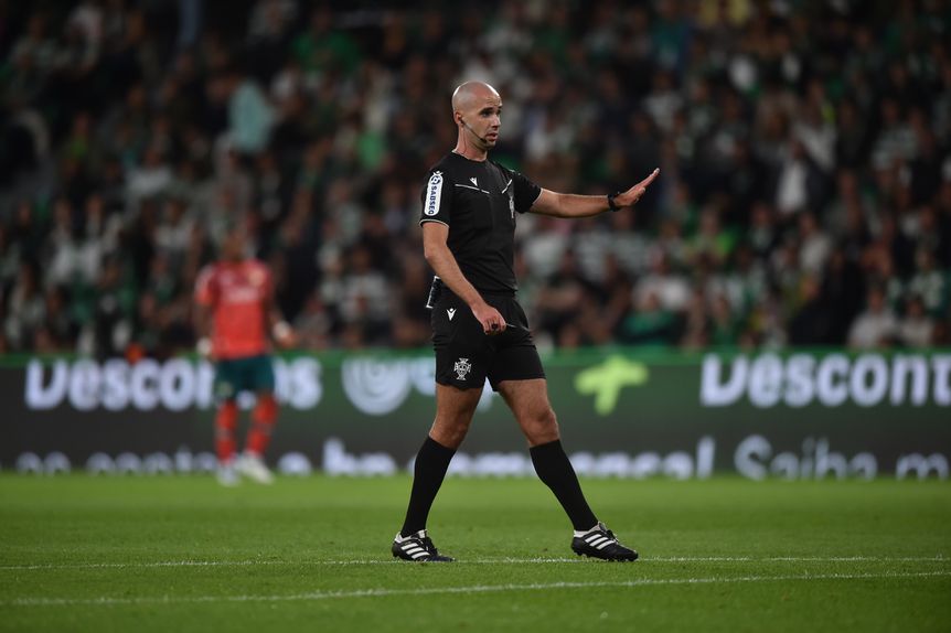 Juiz Hélder Carvalho vai arbitrar encontro na Luz - Foto: Miguel Nunes