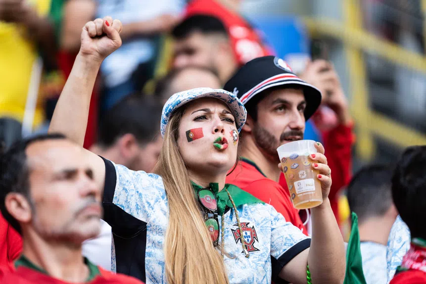 Cerveja nos estádios! Hooligans tremem de medo
