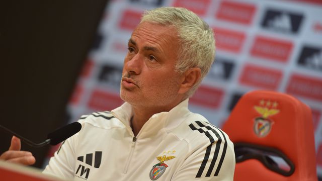 José Mourinho em conferência de imprensa - Foto: Miguel Nunes