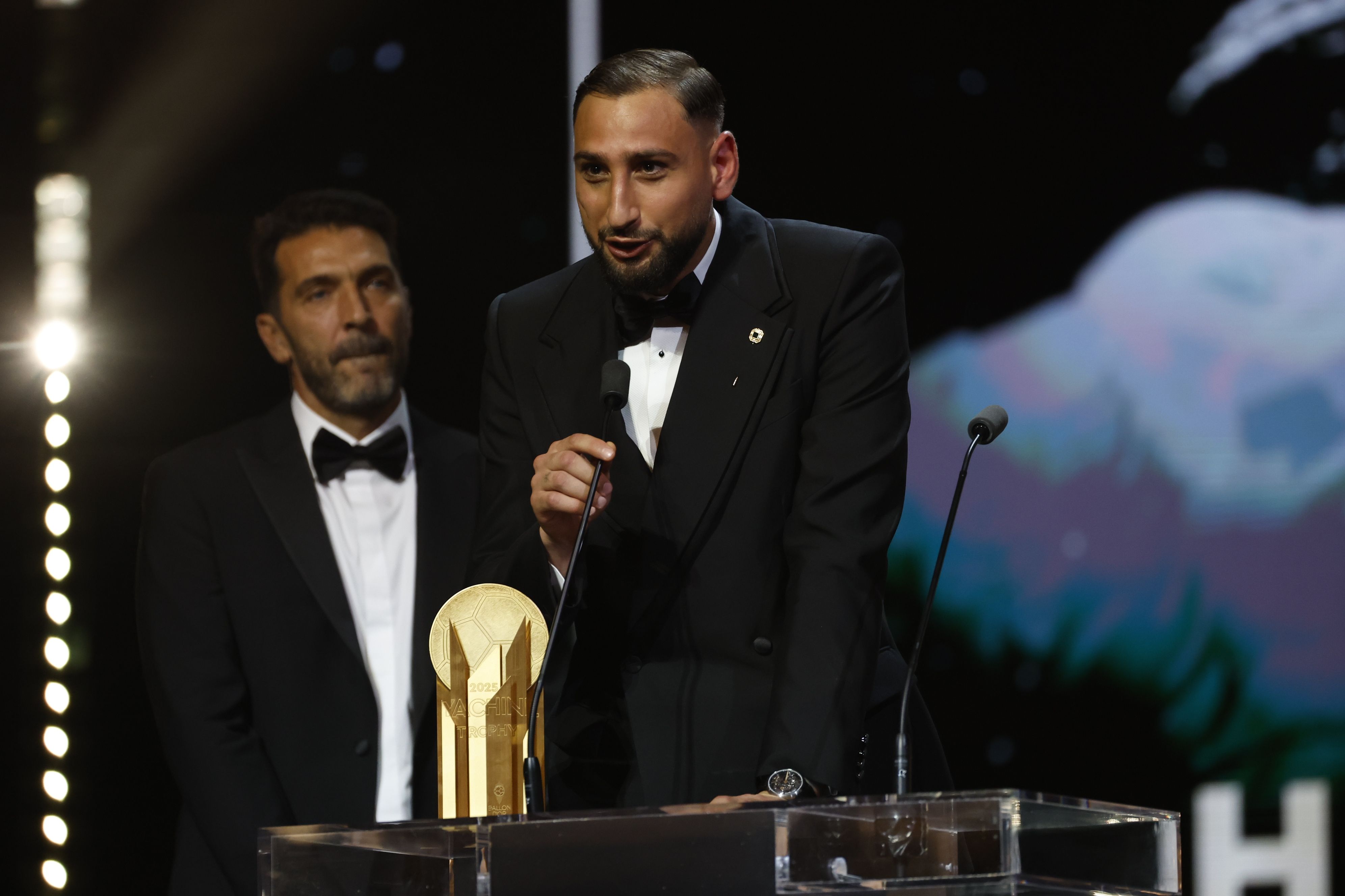 Donnarumma venceu o Troféu Yashin masculino - Foto: Mohammed Badra/EPA