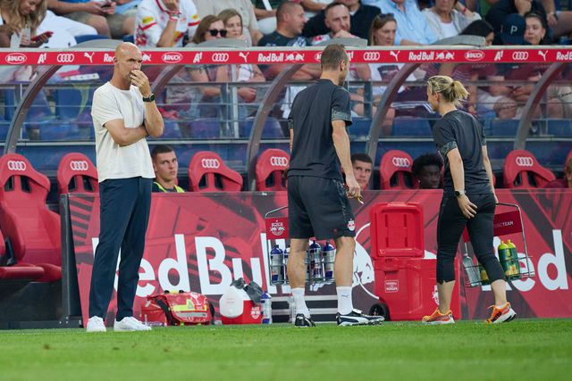 Liga Europa: adversário do FC Porto a ferro e fogo antes de receber os dragões