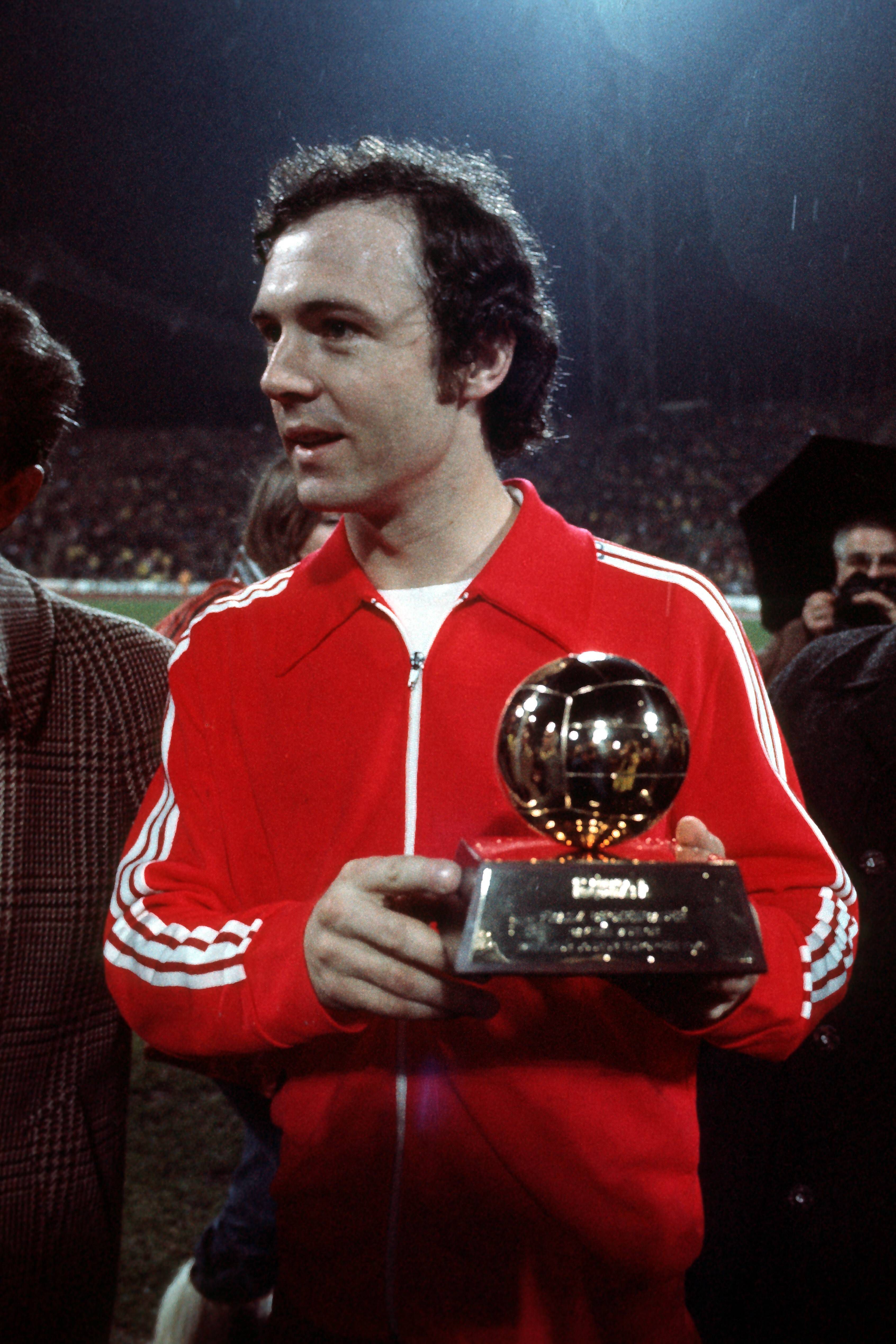 Franz Beckenbauer (Bayern) - 1976 Foto - IMAGO