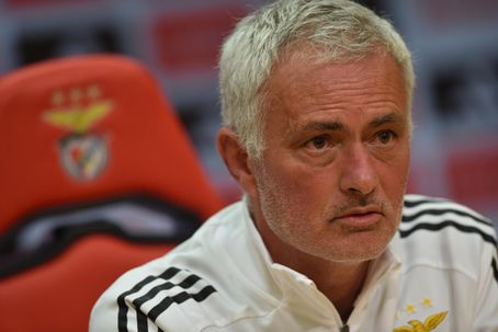 José Mourinho em conferência de imprensa - Foto: Miguel Nunes