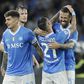 Nápoles a celebrar o 2-1 ao Pisa, marcado por Spinazolla