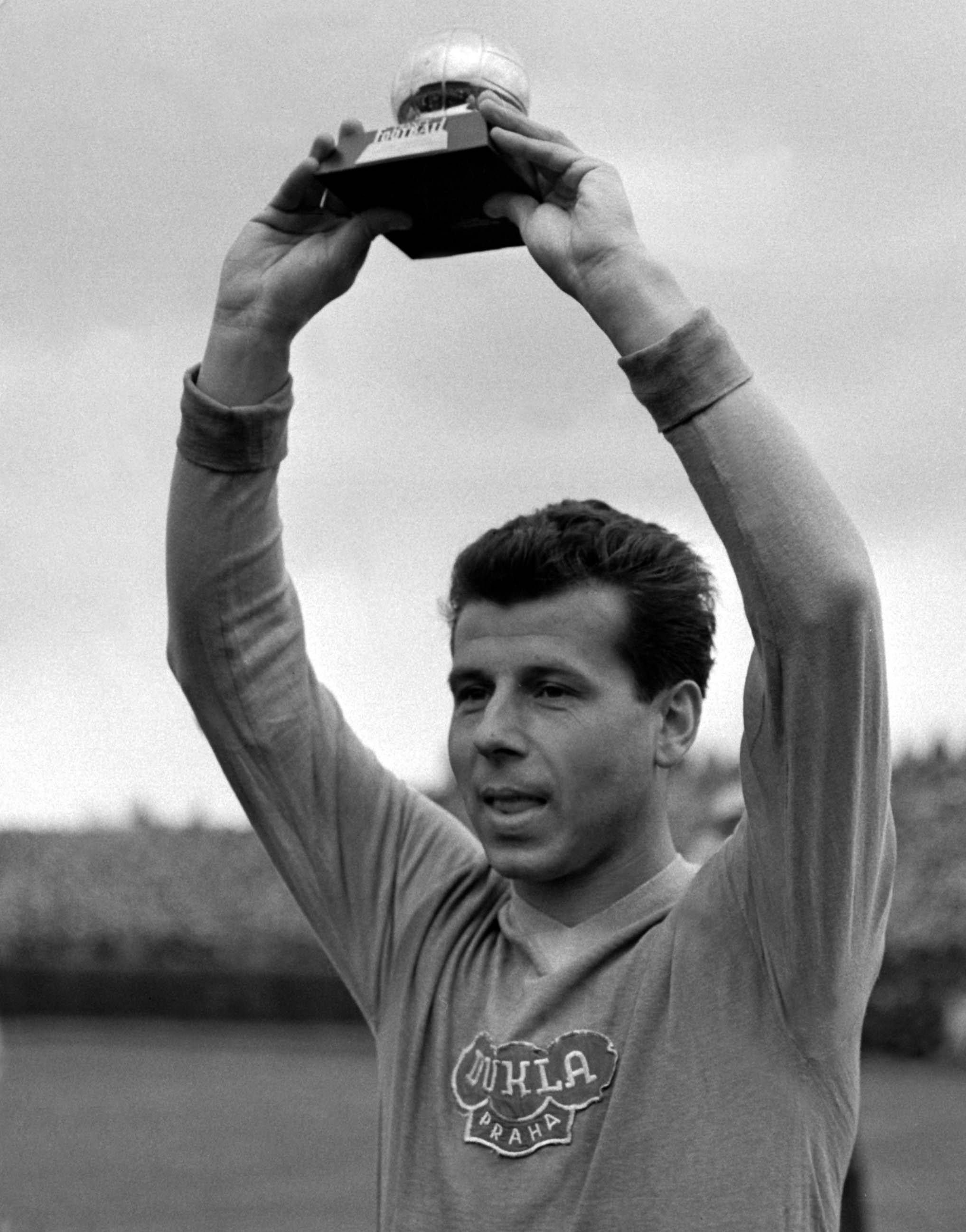 Josef Masopust (Dukla Praga) - 1962 Foto - IMAGO