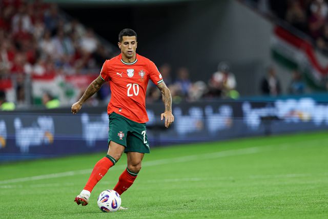 Seleção: más notícias para João Cancelo e Roberto Martínez